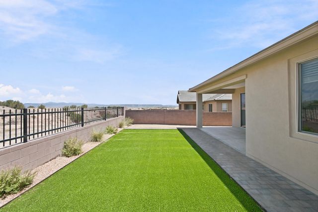 3335 Wolf Tail Loop NE, Rio Rancho, NM 87144