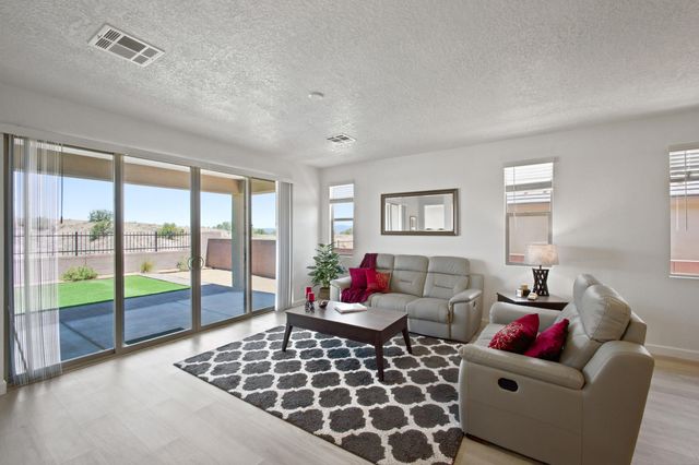 3335 Wolf Tail Loop NE, Rio Rancho, NM 87144