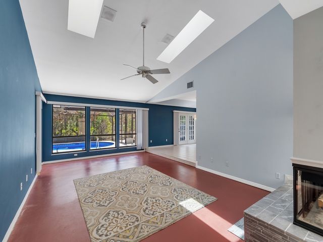 1070 47th Avenue SW, Vero Beach, FL 32968