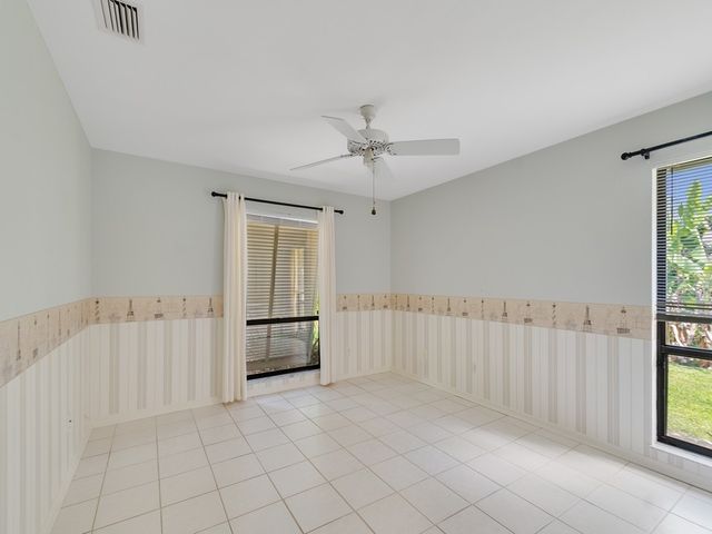 1070 47th Avenue SW, Vero Beach, FL 32968