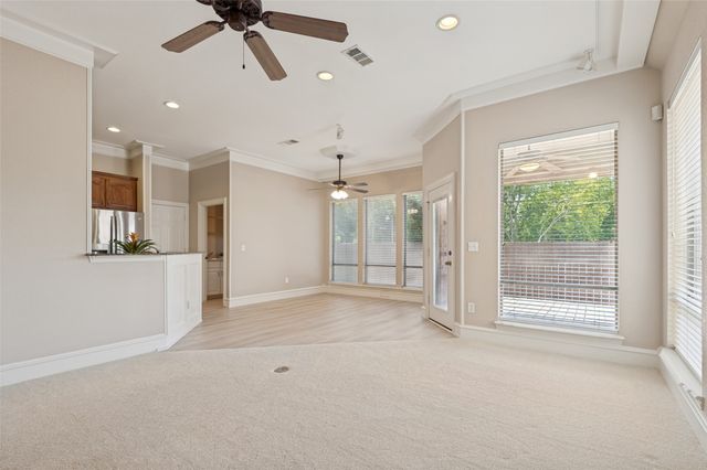 2409 Bedford Circle, Bedford, TX 76021