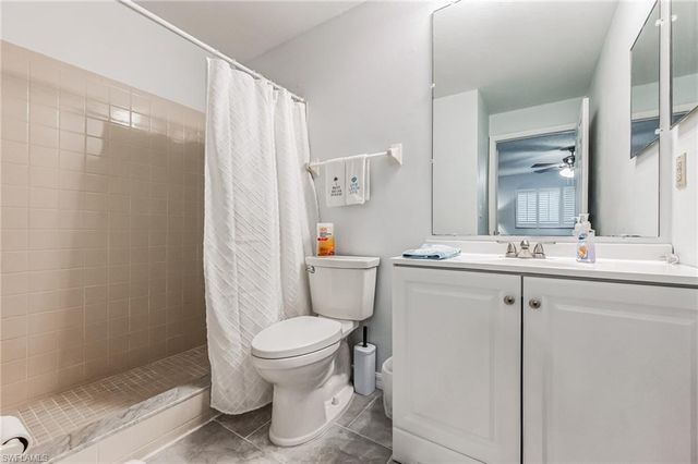 8081 Woods CIR 10, Fort Myers, FL 33919