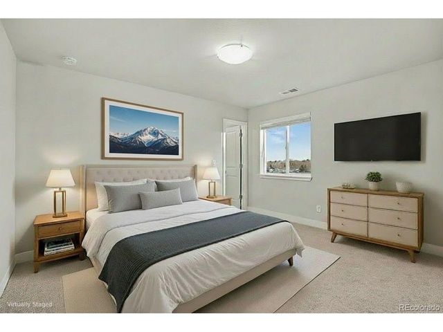 7296 Xenophon Ct, Arvada, CO 80005