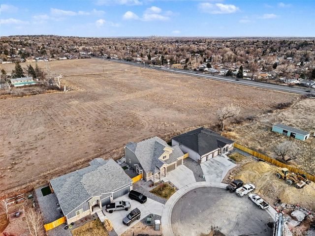 7296 Xenophon Ct, Arvada, CO 80005