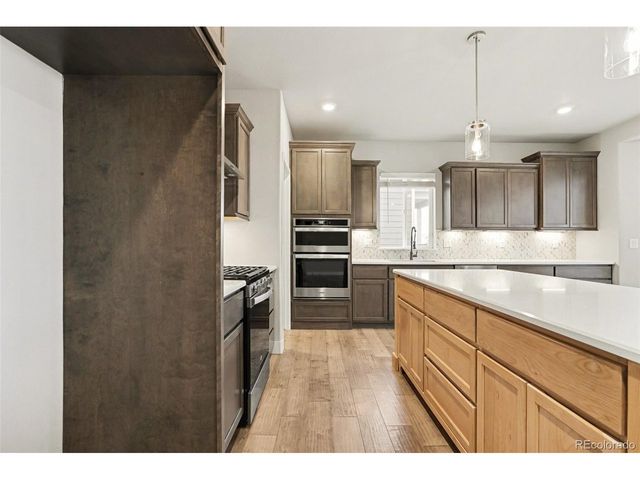 7296 Xenophon Ct, Arvada, CO 80005