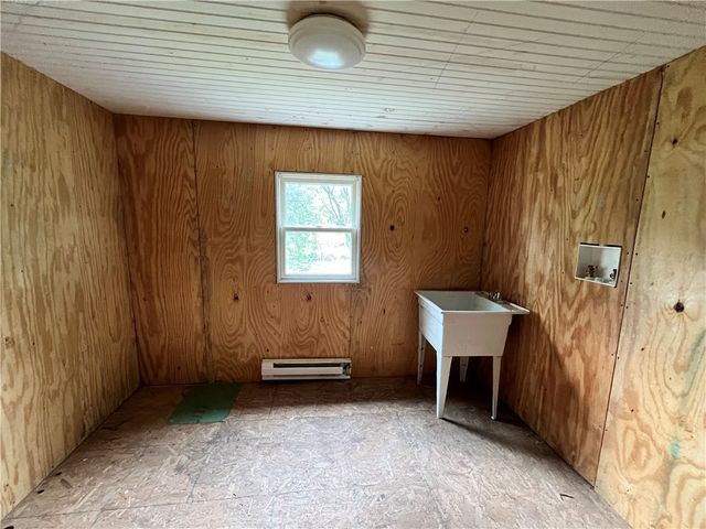 2302 Hunter Rd, Hempfield Twp, PA 15601