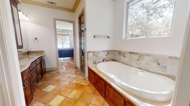 2816 River Ridge Court, Granbury, TX 76048