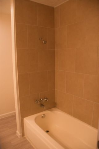 7827 Leonora Street, Houston, TX 77061