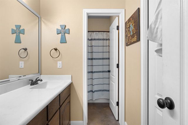 476 Lcr 640, Groesbeck, TX 76642