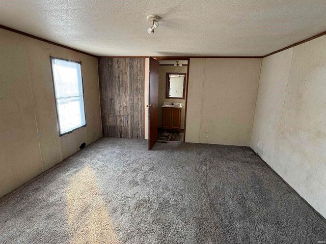 40 Ln 101 A Turkey Lake, Lagrange, IN 46761