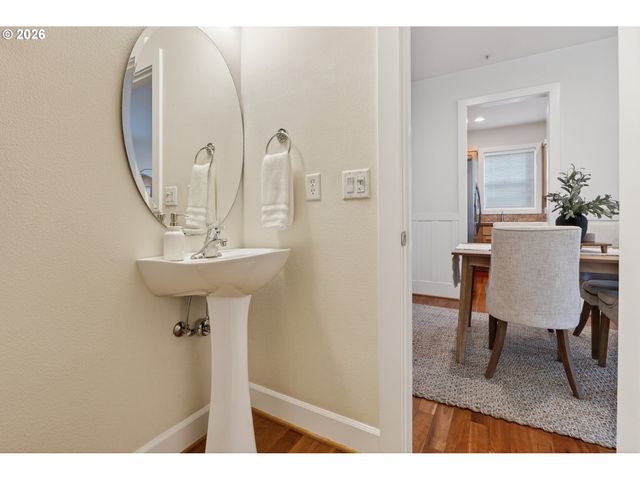 7856 Sw 31ST Ave 7, Portland, OR 97219