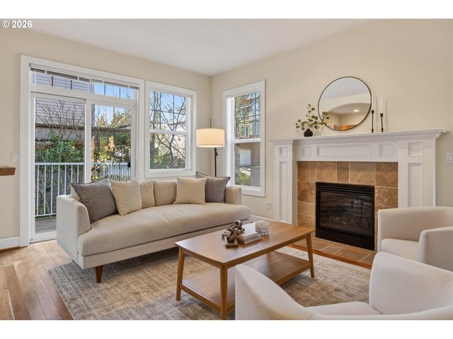 7856 Sw 31ST Ave 7, Portland, OR 97219