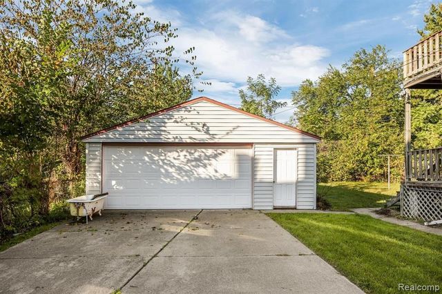 2511 Seyburn Street, Detroit, MI 48214