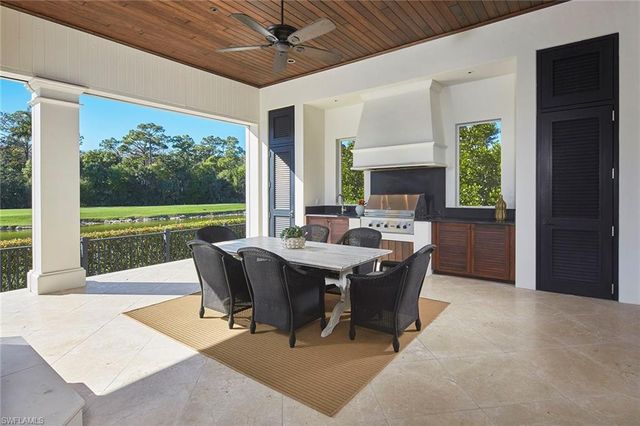 1249 Gordon River TRL, Naples, FL 34105