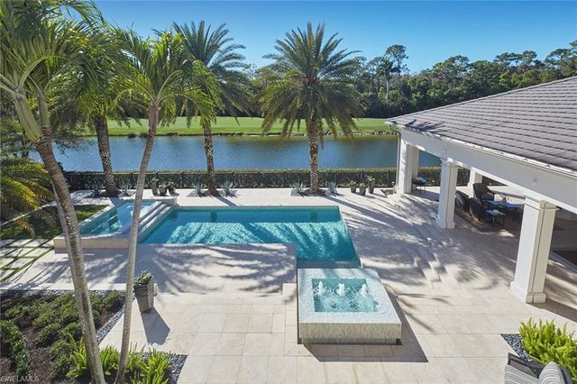 1249 Gordon River TRL, Naples, FL 34105