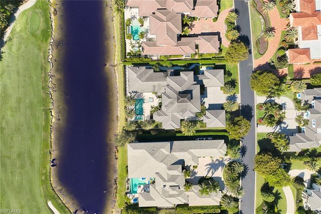 1249 Gordon River TRL, Naples, FL 34105