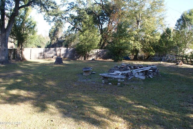 2836 Borden Street, Marianna, FL 32448