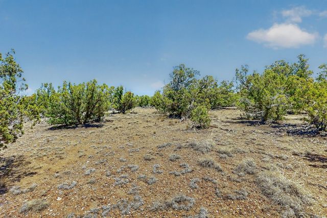 37 Heartstone Drive, Santa Fe, NM 87506