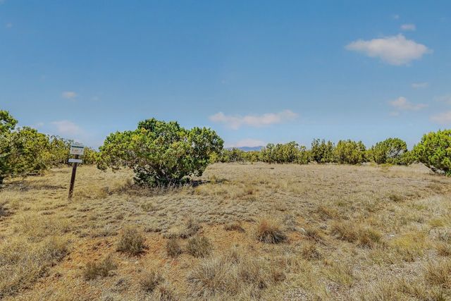 37 Heartstone Drive, Santa Fe, NM 87506
