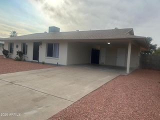 13826 N 37th Avenue, Phoenix, AZ 85053