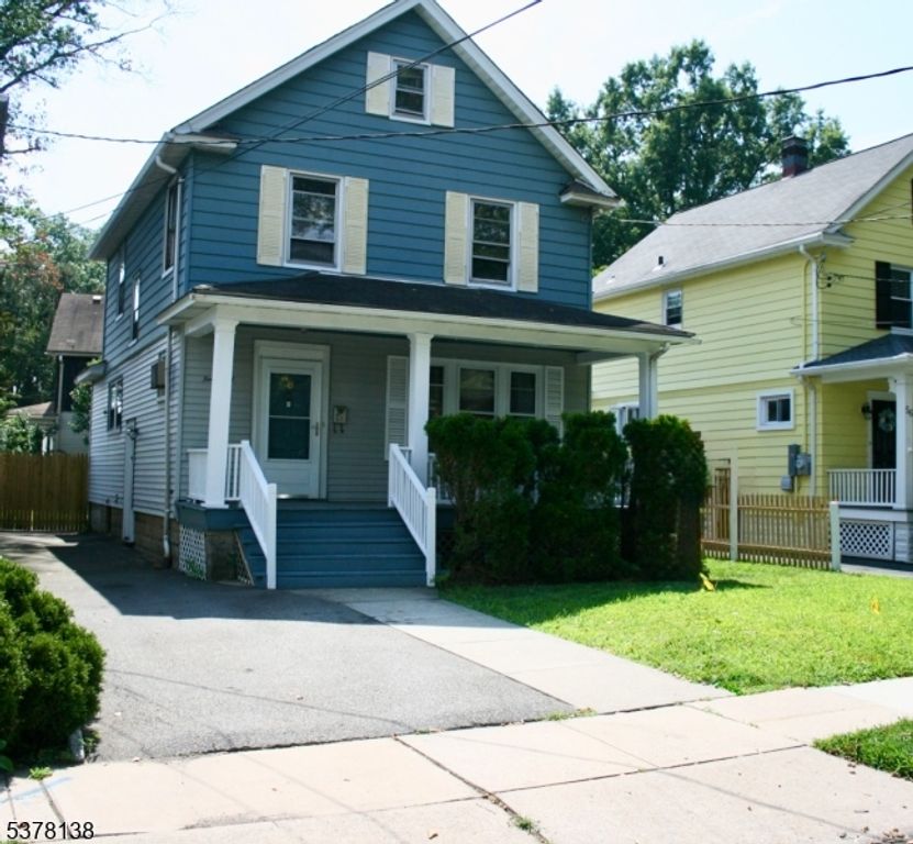 48 W Hazelwood Ave, Rahway City, NJ 07065