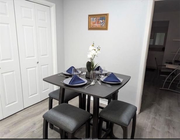 1901 Holleman Drive W 411, College Station, TX 77840