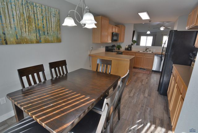 6920 DUNSMORE RD, Rapid City, SD 57702