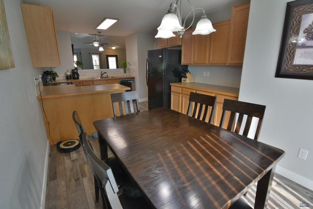 6920 DUNSMORE RD, Rapid City, SD 57702
