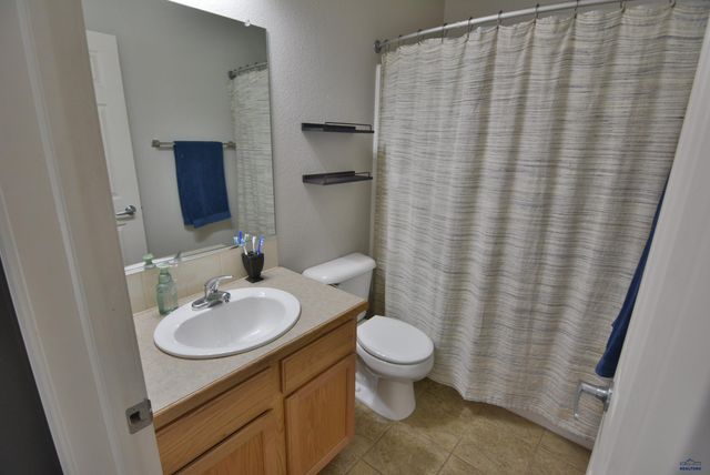 6920 DUNSMORE RD, Rapid City, SD 57702