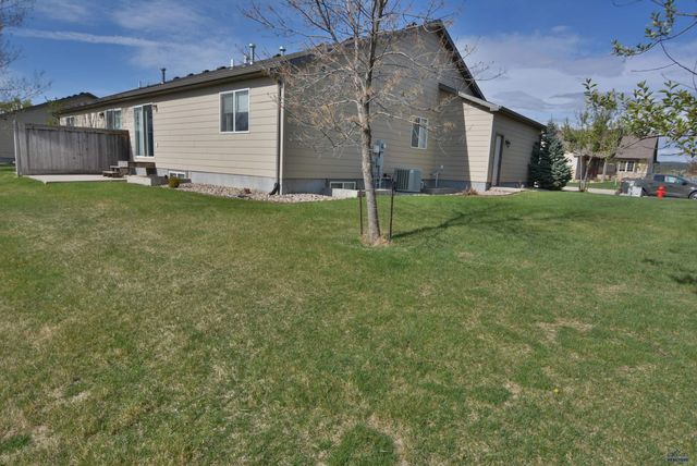 6920 DUNSMORE RD, Rapid City, SD 57702