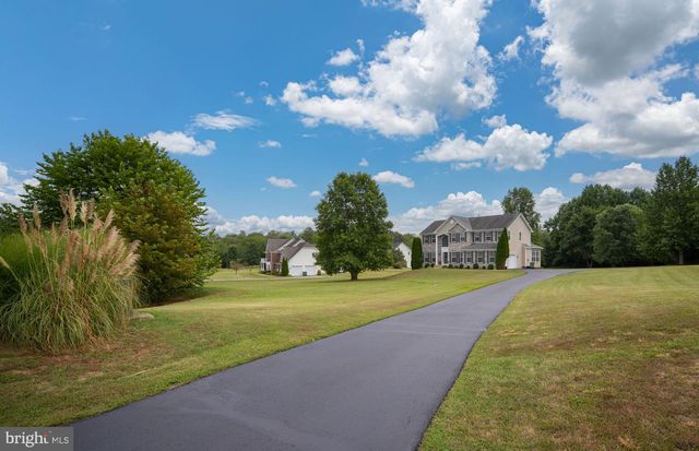 12 ORCHARD LN, Stafford, VA 22556