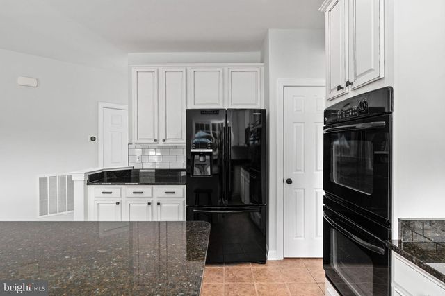 12 ORCHARD LN, Stafford, VA 22556