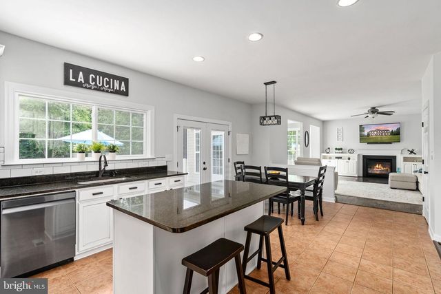 12 ORCHARD LN, Stafford, VA 22556