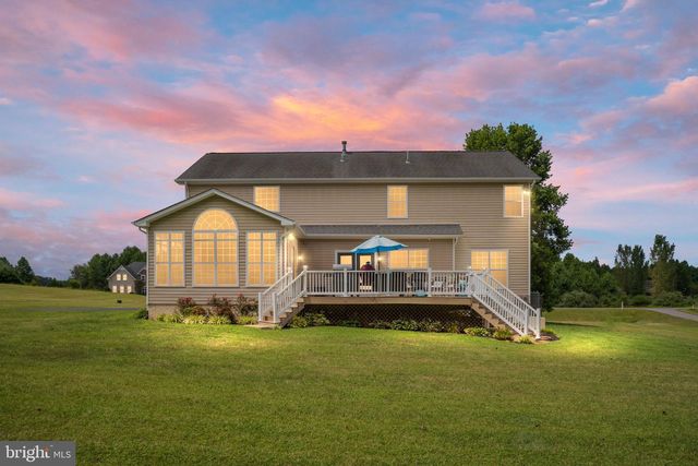 12 ORCHARD LN, Stafford, VA 22556