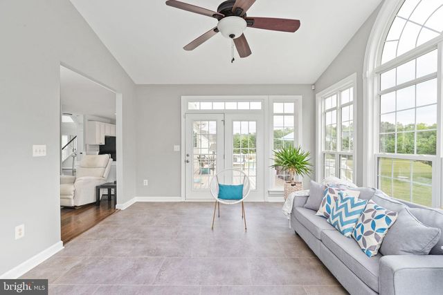 12 ORCHARD LN, Stafford, VA 22556