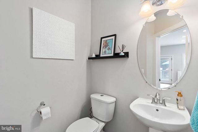 12 ORCHARD LN, Stafford, VA 22556