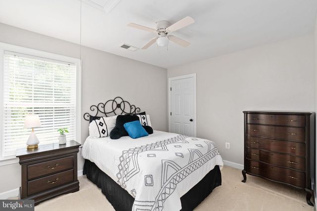 12 ORCHARD LN, Stafford, VA 22556