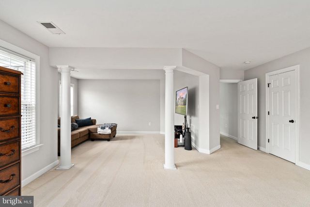 12 ORCHARD LN, Stafford, VA 22556