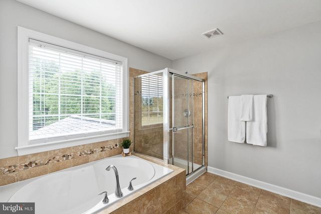 12 ORCHARD LN, Stafford, VA 22556