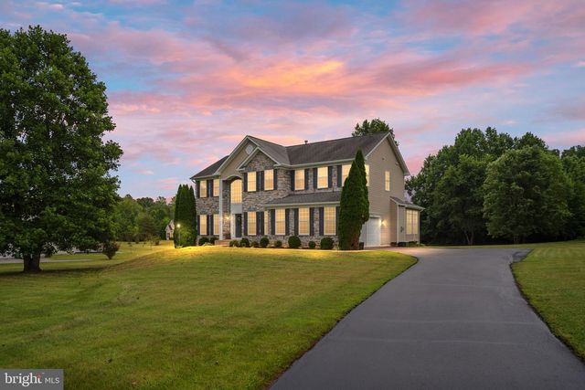 12 ORCHARD LN, Stafford, VA 22556