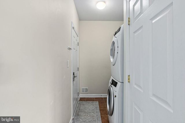 12 ORCHARD LN, Stafford, VA 22556