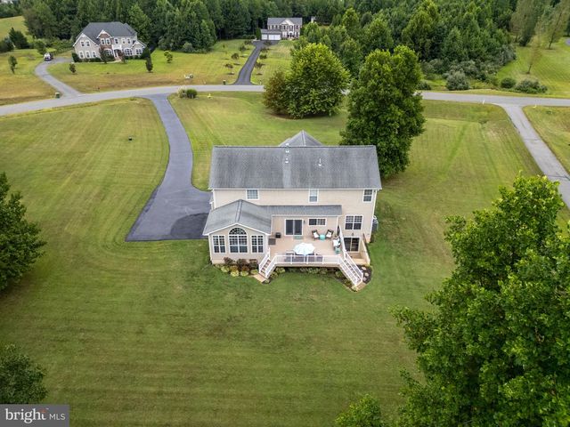 12 ORCHARD LN, Stafford, VA 22556