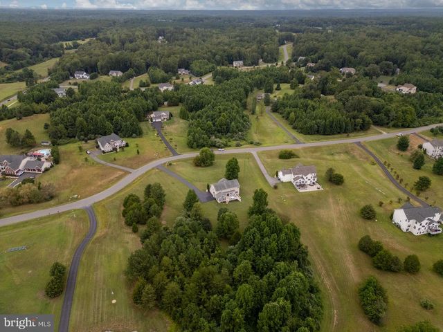 12 ORCHARD LN, Stafford, VA 22556