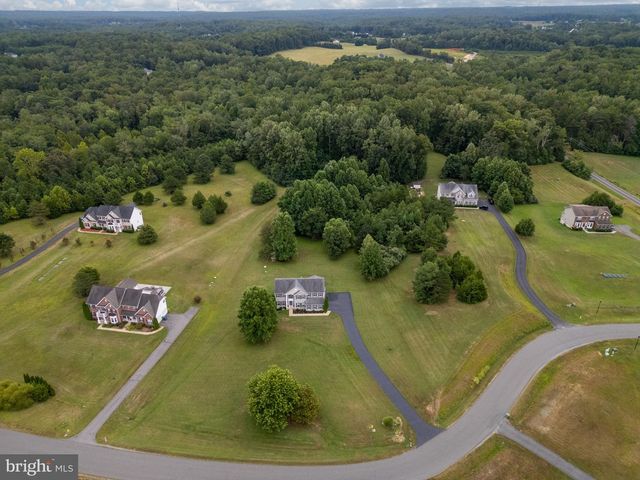 12 ORCHARD LN, Stafford, VA 22556