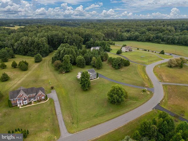 12 ORCHARD LN, Stafford, VA 22556