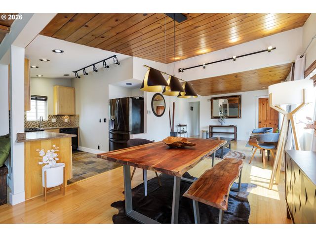 13975 FORSYTHE Rd, Oregon City, OR 97045