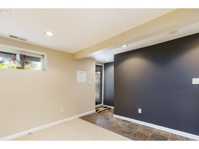 13975 FORSYTHE Rd, Oregon City, OR 97045