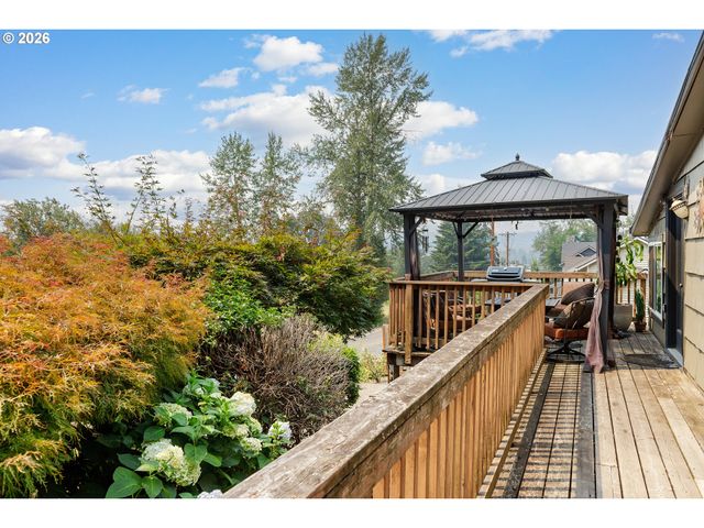 13975 FORSYTHE Rd, Oregon City, OR 97045