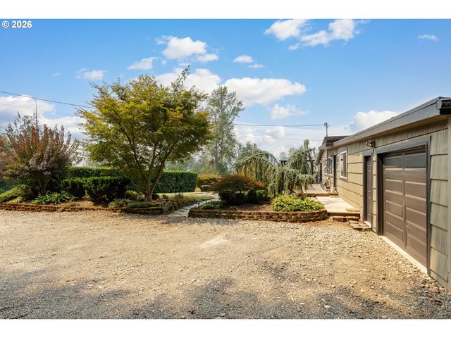 13975 FORSYTHE Rd, Oregon City, OR 97045