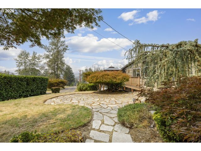 13975 FORSYTHE Rd, Oregon City, OR 97045